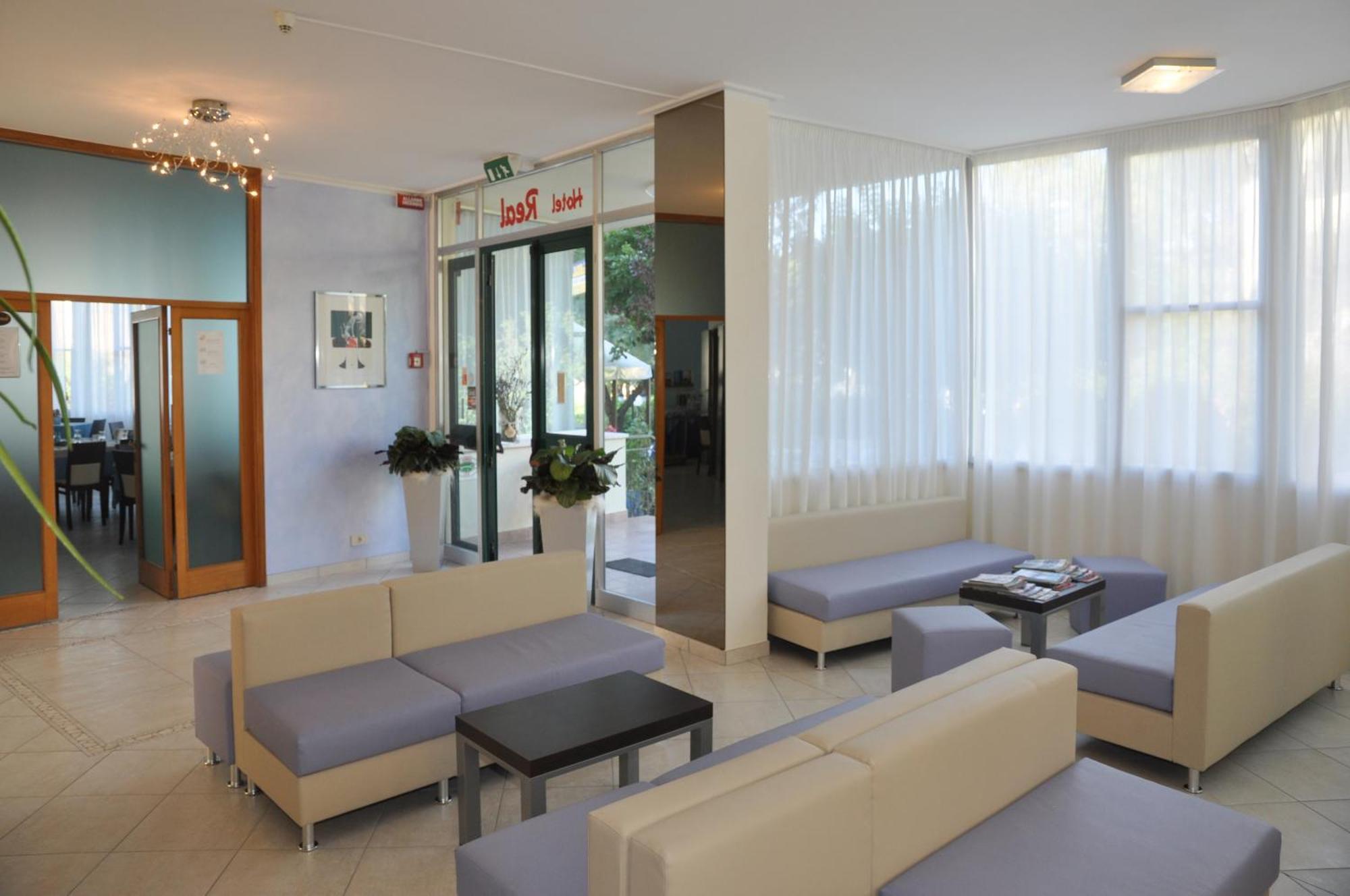 Hotel Real Cervia Exterior foto