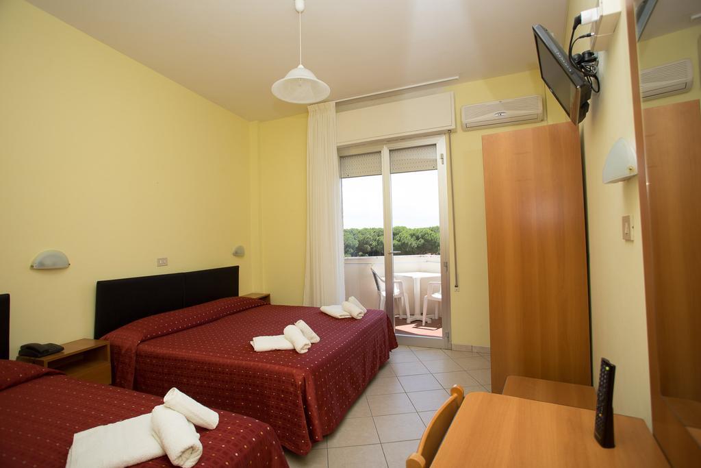 Hotel Real Cervia Habitación foto